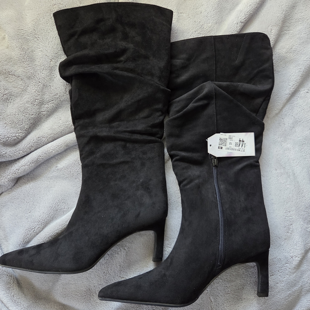 Time and Tru Black Suede Pointed-Toe Mid Heel Knee Boots